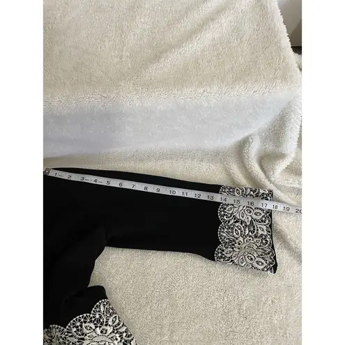 Maggy London Maggie London Petite Peplum Embroidered Jacket Size 4