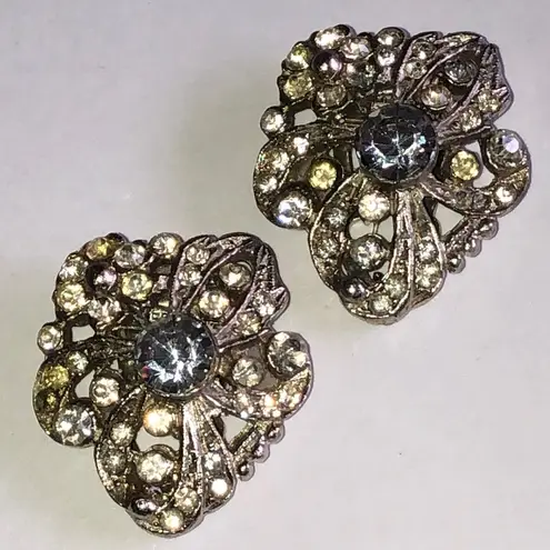 Vintage Dazzling Silver Tone Crystal Flower Shoe Clips