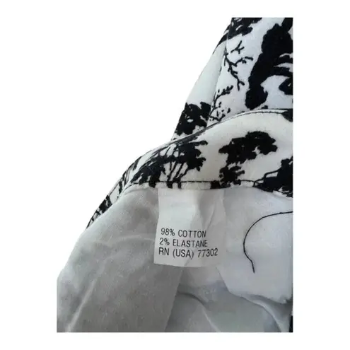 ZARA  Trafaluc MMXII Collection Cream‎ Black Printed Cropped Pants Stretch Size 2