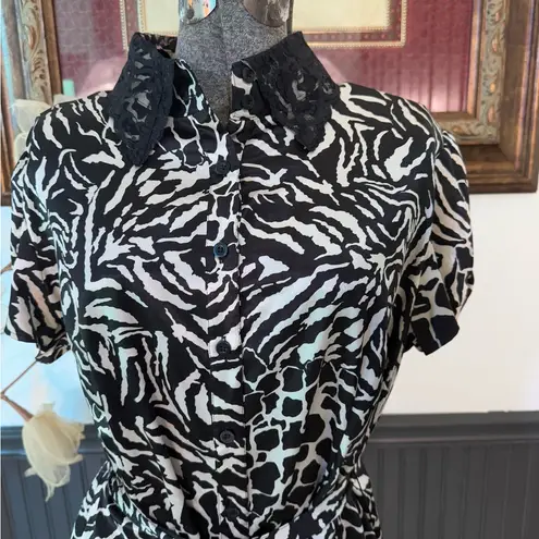 Bisou Bisou Animal Print Dress With Lace Collar and Trim ~ Size PXL 💚🍄