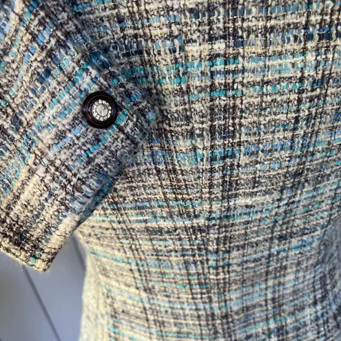 blue tweed woven size 2 Lady jacket navy trim cameo buttons