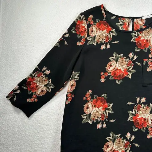 Le lis  Round Neck 3/4 Sleeve Pocket Blouse Top Womens Size Large Black Floral