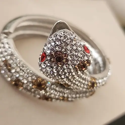 Vintage Silver Crystal Cobra Snake Hinge / Clamper Bracelet