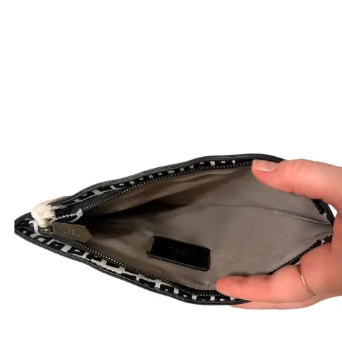 REED Zip Top Clutch Pouch Black White Geometric Square Print Travel Casual NWT