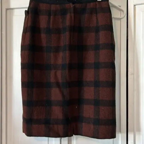 Dark and Preppy wool pencil skirt
