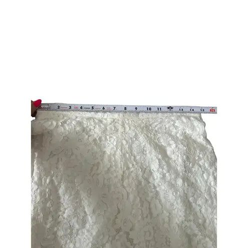 Keepsake  White Lace High Waist Shorts Size Large