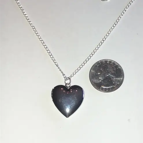 Raphael Silver Tone Boho Heart Locket Pendant Necklace