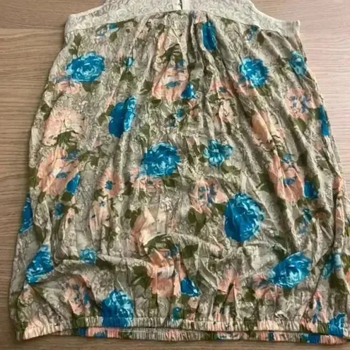 Love by Design 🆕Floral Lace Sleeveless Top L🆕