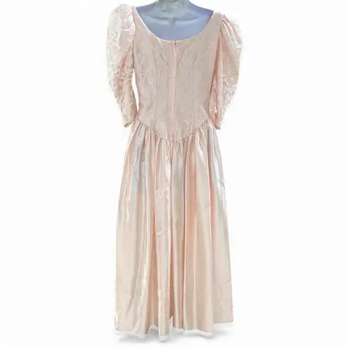 Vintage 1980’s Alfred Angelo Dance allure satin and lace dress Pink