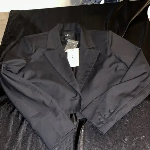 7 For All Mankind NWT  Cropped Black Blazer Jacket