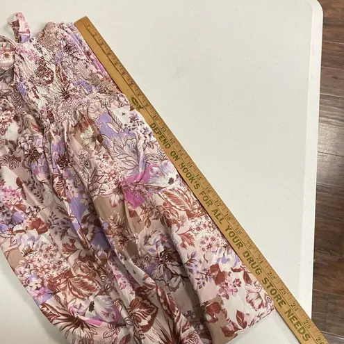 No Comment Women’s floral smocked tie shoulder midi dress small