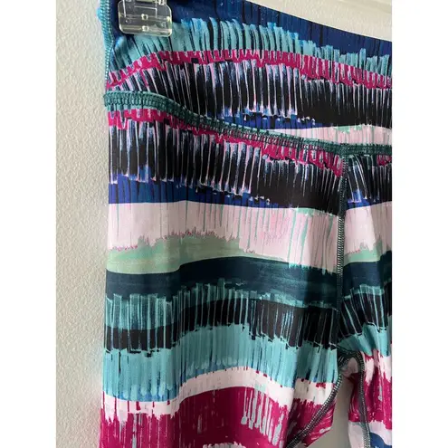 Beyond Yoga Leggings Women's Small Capri Palm Shadow Lux Print Activewear