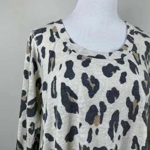 Premise Tunic Top M Leopard Print Shark Bite Hem 3/4 Sleeve Scoop Neck