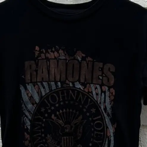 Ramones  Black Band Tee XS