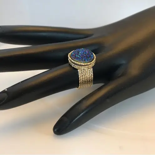 14K SOLID YELLOW GOLD WITH BLUE DRUZY QUARTZ STACKED WRAP STYLE RING (5.25)