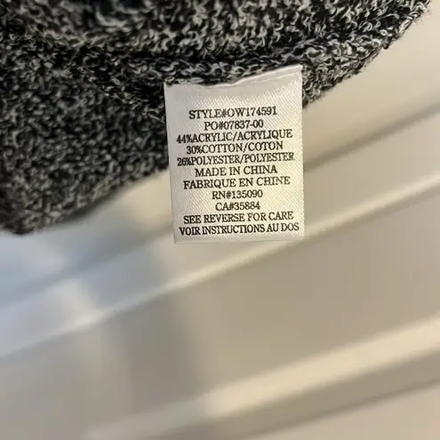 Others Follow Long sleeve sweater in size Large