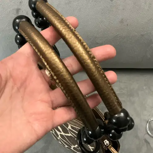 Super cute “ giraffe “ tote🦒 Gold