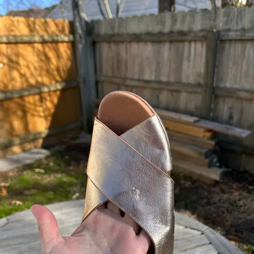 Gentle Souls GENTLEā SOULS Lori X-band Leather Sandal In Rose Gold size 7