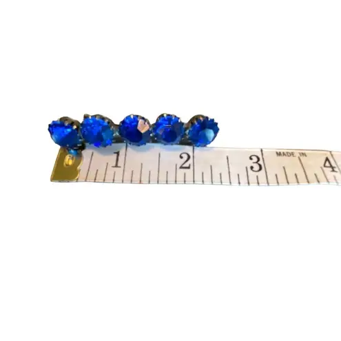 vintage ART DECO era faceted blue sapphire paste crystal stone brooch