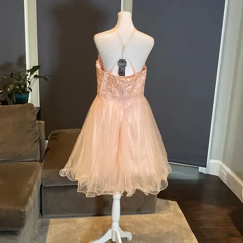 Women’s Short Prom Party Homecoming Dress Zip Up Back Size M NWT Size M