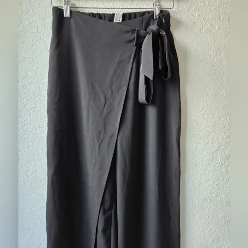 Halara  Wide Leg Black Pants Faux Wrap skirt size Small New