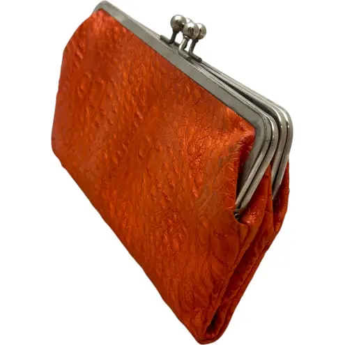 Vintage Kiss Lock Clutch Wallet Faux Leather Crock Embossed Orange