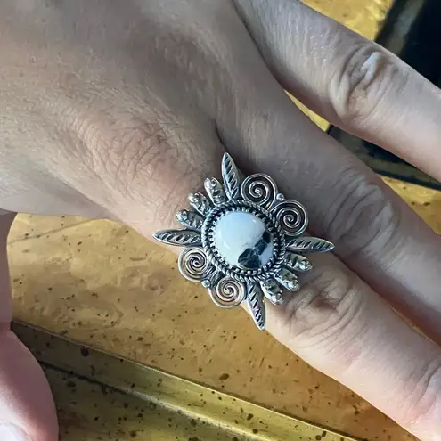 Natural White Buffalo Sterling Silver Feather Ring Size 8.25