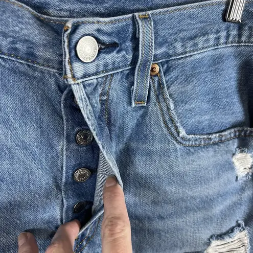 Levi's  Women's 501‎ Light Wash Button Fly Distressed Jean Shorts Sz 28 Boho