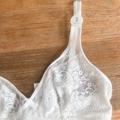 Cotton On Body white lace bralette, brand new with tags.