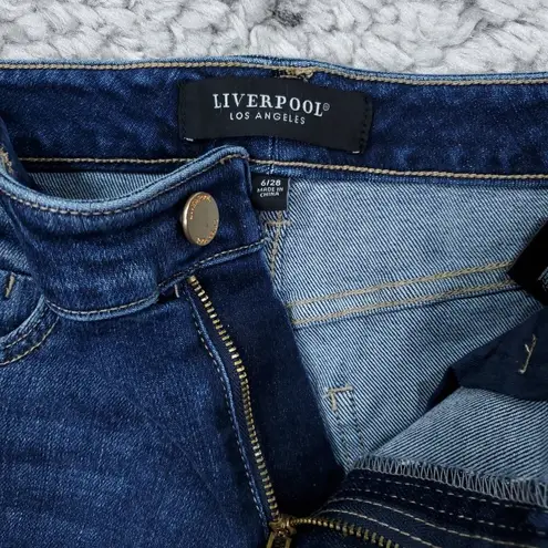 Liverpool 7" High Rise Kristy Jean Shorts Cut Raw Hem Stretch Size 6 28 Blue