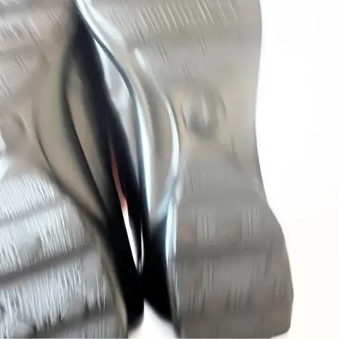 Naturalizer Justify Black Loafer Women’s Sz 7.5 Mixed Materials Leather Neoprene