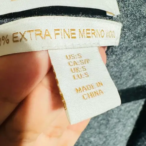 Ellen Tracy Tunic Sweater 100% Merino Wool Cardigan Women Gray Long Sleeve Belt