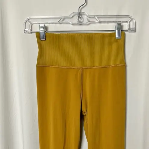 Vuori  Dark Golden Rib Studio High Rise 7/8 Legging Size XXS