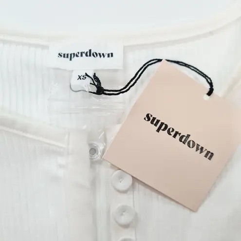 superdown  Jocelyn Button Tee in White