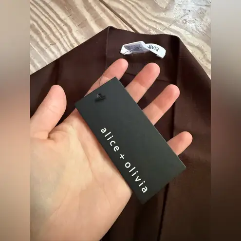 Alice + Olivia  leggings size L NWT