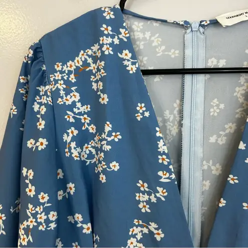 Goodnight Macaroon NWT Blue Floral Deep V-neck Button Up Midi Length Size Large