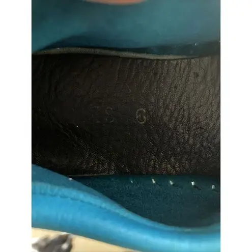 TURQUOISE DEER HIDE MOCCASINS Whistler Canada Size 6 Rare Blue