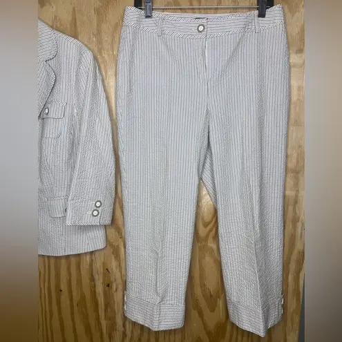 Kasper Pinstripe Suit Seersucker Fabric full lined classic workwear staple Sz 10 - Image 5