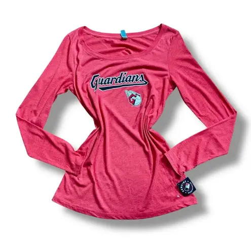 NWT Cleveland Guardians MLB Baseball Red Super Soft Long Sleeve T