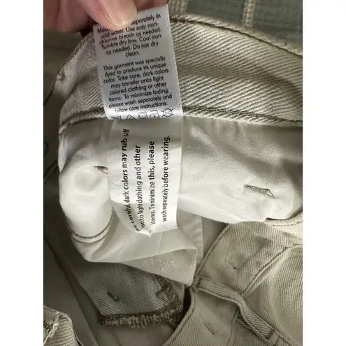 Kendall & Kylie Light Soul Wash Girlfriend Straight Distressed Denim Jeans 26 Blue