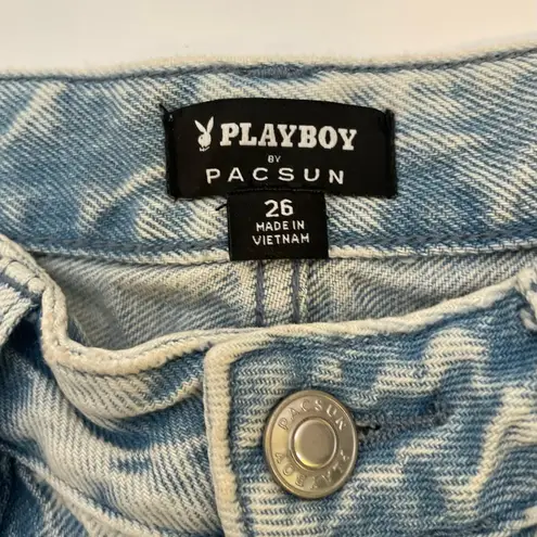 Playboy NWT  x PacSun Embroidered Bunny Flower Light Wash High Rise Jeans Sz 26