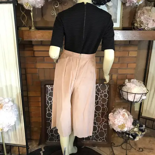 VINTAGE 1970'S PANT HER TAN CORDUROY GAUCHO PANTS (M) Size M