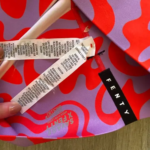 SAVAGE X FENTY Hotline High Waist Leggings M Heart Abstract Print Gym Dopamine