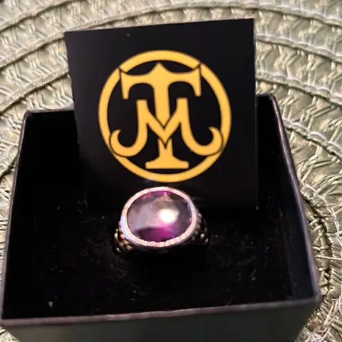 Miss Tina sz5.5 silver colored ring cutouts gold colored accent purple stone EUC