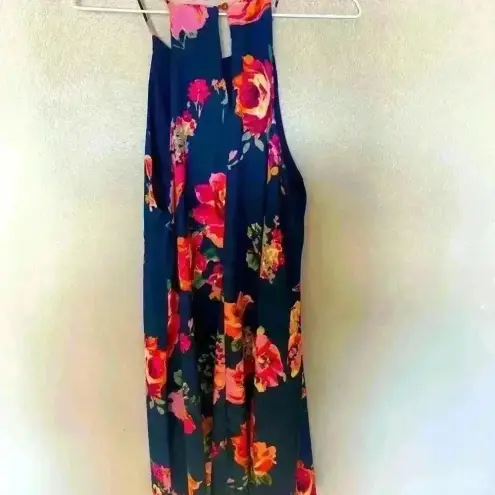 Everly  Floral Dress. Size Large