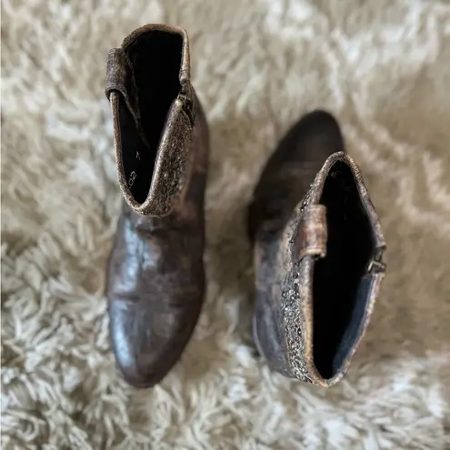 SENDRA Studded and Crackled Leathers Boots size 7 Brown