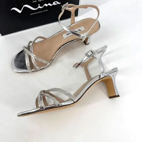 Nina NWT Silver Metallic Foil Crystal Strappy MID-HEEL Dress Sandal Size 8