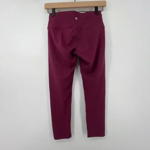 Yogalicious  Women XS Mid-Rise Capri Legging Maroon Stretch Athleisure‎ Yoga Gym