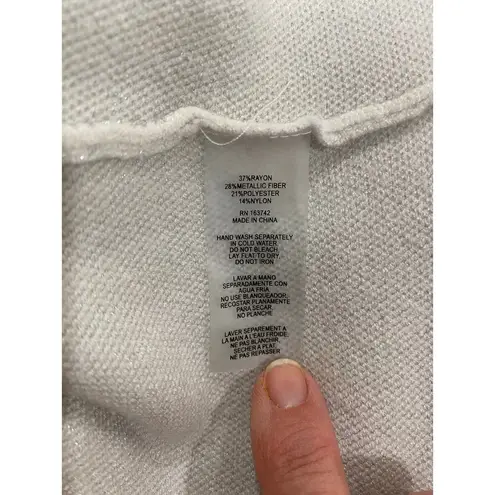 Sione Women's Sweater M Star Print Long Sleeve Metallic White Knit Pullover Size M