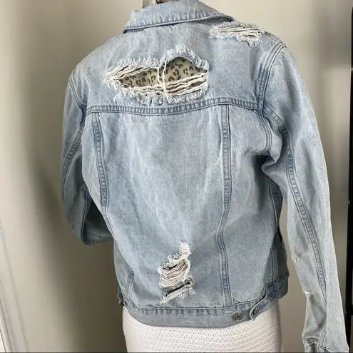 PacSun  Distressed denim Jean jacket Size Small S w/ Cheetah leopard lining